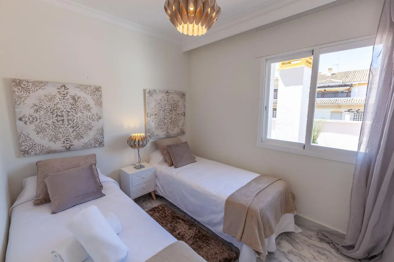 Dama De Noche Penthouse Petfriendly Apartment Marbella Spain